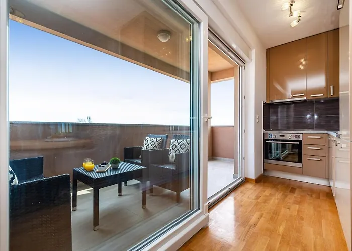 公寓 Lipotica - Luxury, With Sea View 宁