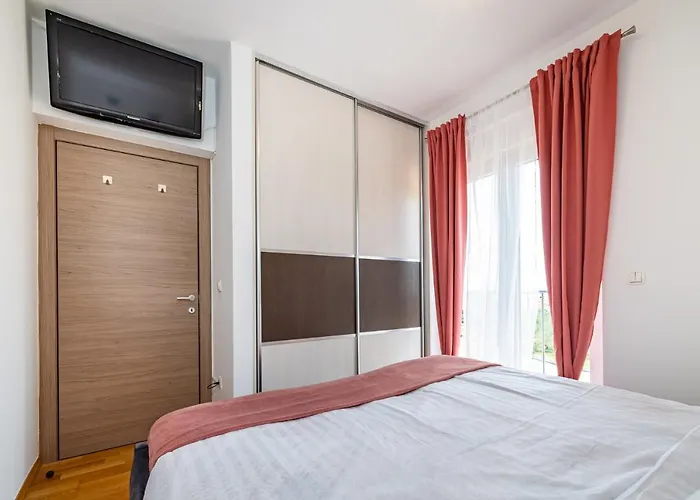 Lipotica - Luxury, With Sea View * Nin