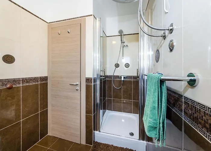 Lipotica - Luxury, With Sea View Lägenhet Nin