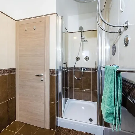 Lipotica - Luxury, With Sea View Apartment Nin